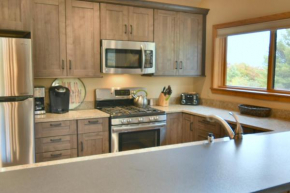 Trailside 48A